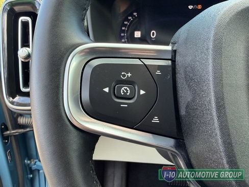 Used 2023 Volvo XC40 B4 Plus w/ Protection Package Premier FWD image 19