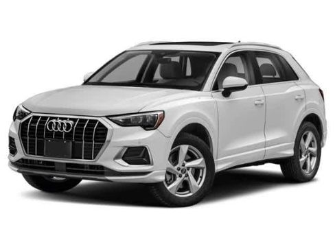 Used 2022 Audi Q3 2.0T Premium w/ Black Optic Sport Package image 1