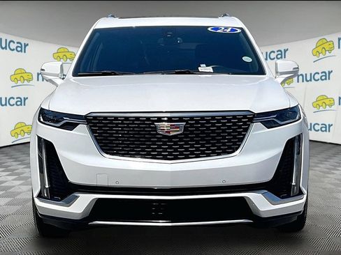 Used 2024 Cadillac XT6 Luxury w/ LPO, Floor Liner Package AWD/4WD image 2