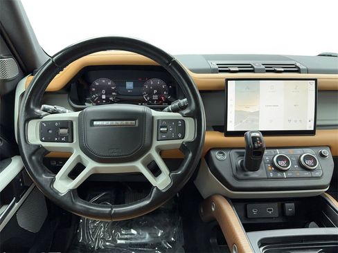Used 2023 Land Rover Defender 130 First Edition image 16