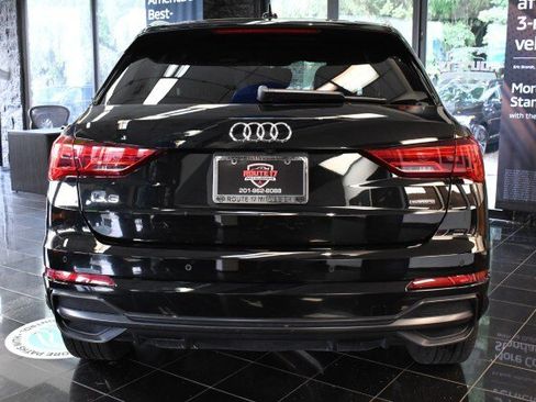 Used 2022 Audi Q3 2.0T Premium Plus w/ Premium Plus Package AWD/4WD image 11
