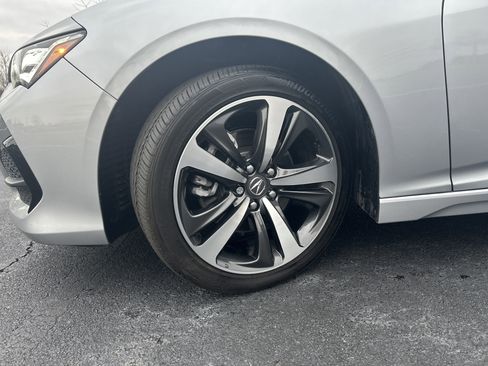 Used 2024 Acura TLX w/ Technology Package image 32