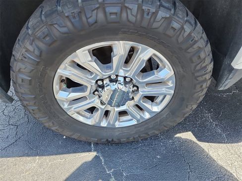 Used 2022 GMC Sierra 2500 Denali w/ Technology Package image 32