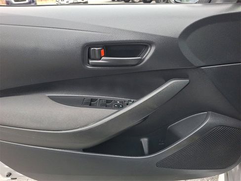 Used 2023 Toyota Corolla SE image 12