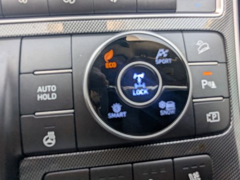 Used 2022 Hyundai Santa Fe Limited AWD/4WD image 30