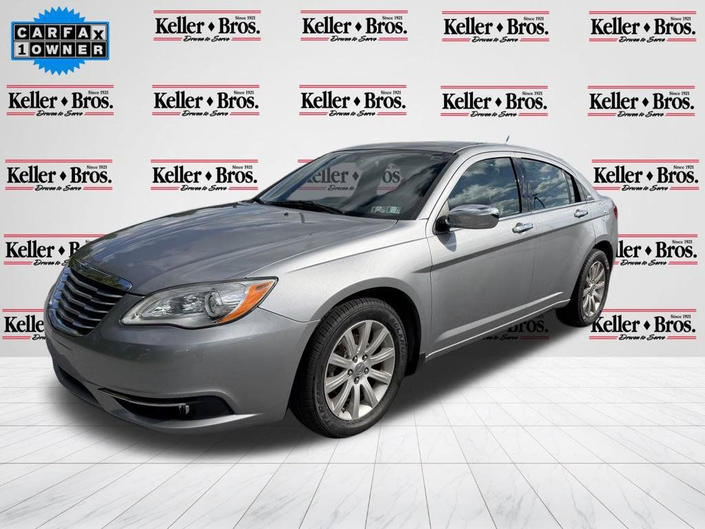 Used 2014 Chrysler 200 Limited w/ Sun/Sound Group FWD image 3