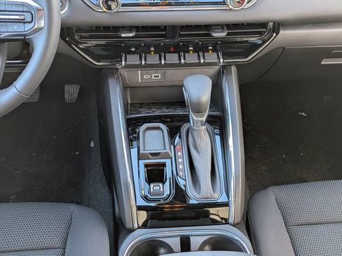 New 2026 GMC Canyon Elevation image 20