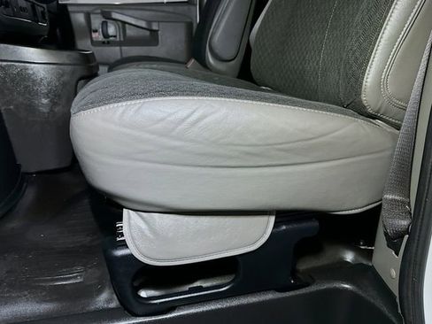 Used 2024 GMC Savana 2500 w/ Driver Convenience Package image 16