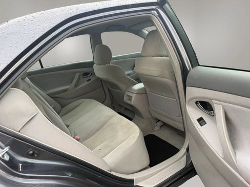 Used 2007 Toyota Camry SE FWD image 16