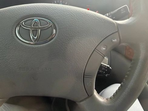 Used 2008 Toyota Sienna XLE FWD image 19