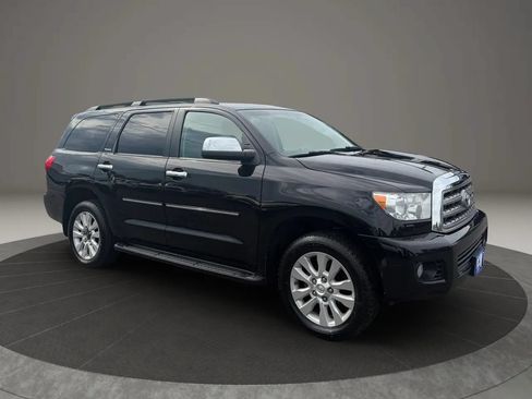 Used 2015 Toyota Sequoia Platinum AWD/4WD image 7