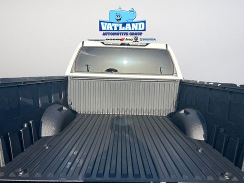 Used 2024 Toyota Tundra SR5 w/ SR5 Premium Package AWD/4WD image 38