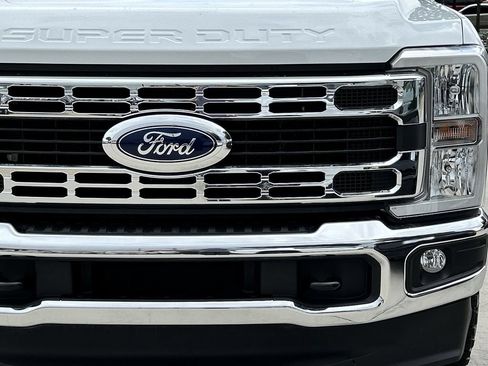 Used 2025 Ford F250 XLT AWD/4WD image 8