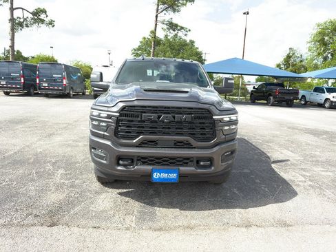 New 2026 RAM 2500 Limited AWD/4WD image 2