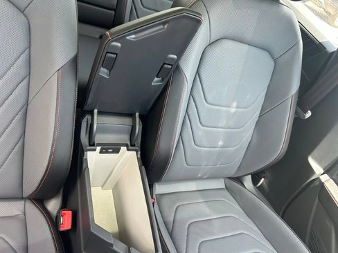 New 2026 Volkswagen Jetta GLI Autobahn FWD image 40