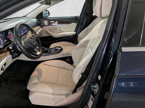 Used 2018 Mercedes-Benz E 300 image 22