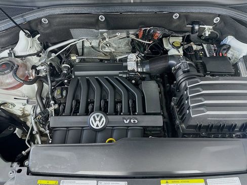 Used 2022 Volkswagen Atlas Cross Sport SE image 31