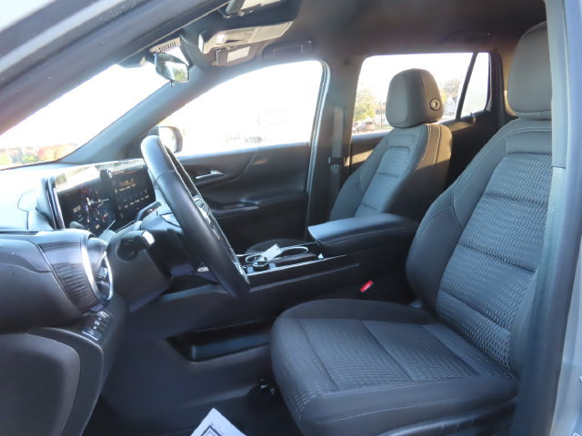 Used 2026 Chevrolet Equinox LT AWD/4WD image 19