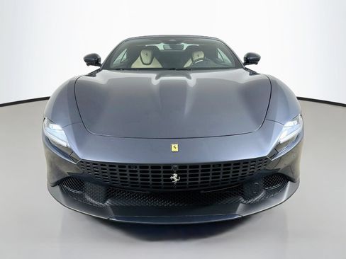 Used 2025 Ferrari Roma Spider RWD image 2