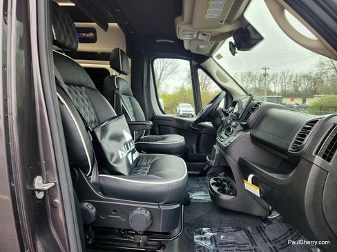 New 2023 RAM ProMaster 3500 w/ Premium Convenience Group (B) FWD image 46