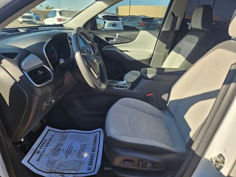Certified 2020 Chevrolet Equinox LS w/ LS Convenience Package FWD image 16