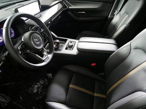 New 2026 MAZDA CX-90 3.3 Turbo w/ Premium Plus Pkg image 4