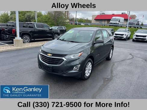 Used 2019 Chevrolet Equinox LS AWD/4WD image 2