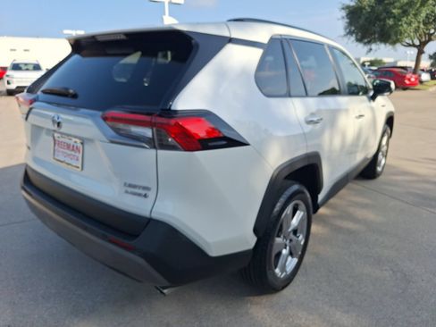 Used 2021 Toyota RAV4 Limited w/ Limited Grade Weather Package AWD/4WD image 6