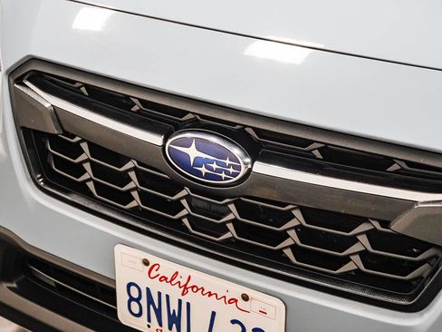 Used 2020 Subaru Crosstrek 2.0i Limited w/ Moonroof Package w/Navigation image 9