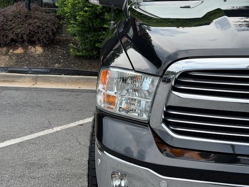 Used 2019 RAM 1500 Big Horn AWD/4WD image 4