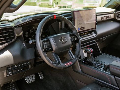 Used 2024 Toyota Sequoia TRD Pro AWD/4WD image 10
