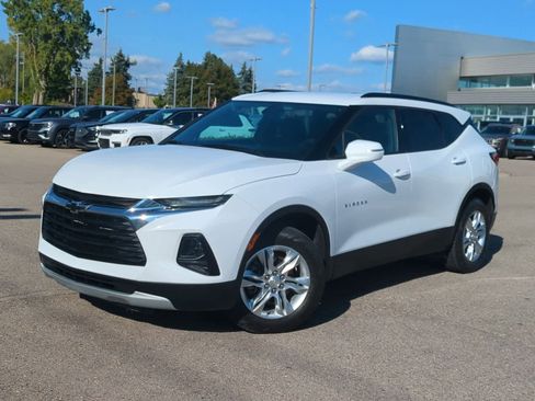 Used 2020 Chevrolet Blazer LT image 1