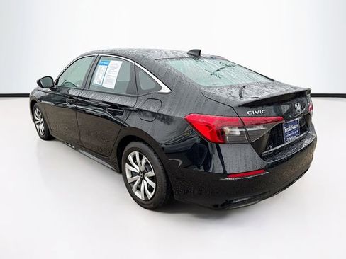 Used 2023 Honda Civic LX image 5