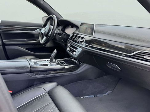 Used 2022 BMW 740i xDrive w/ M Sport Package AWD/4WD image 67