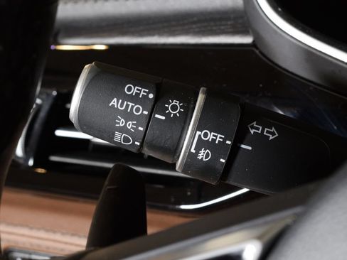Used 2024 Acura MDX w/ Advance Package AWD/4WD image 16