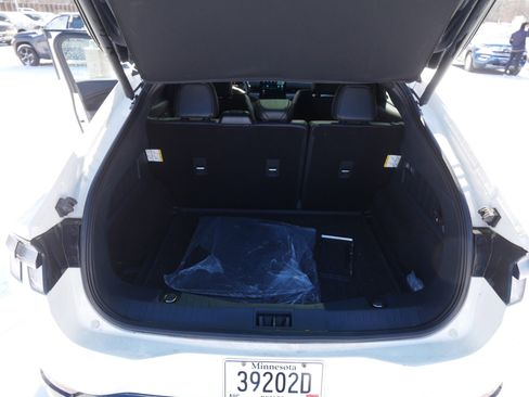 Used 2022 Ford Mustang Mach-E GT image 18