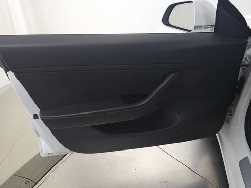 Used 2019 Tesla Model 3 Performance image 14