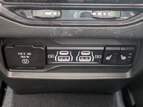 Used 2022 Jeep Grand Cherokee Limited RWD image 16