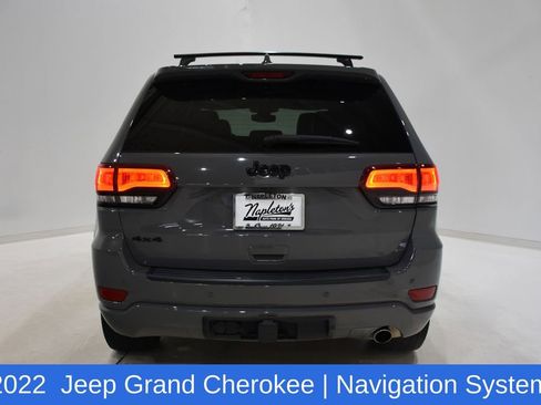 Used 2022 Jeep Grand Cherokee Laredo X image 5