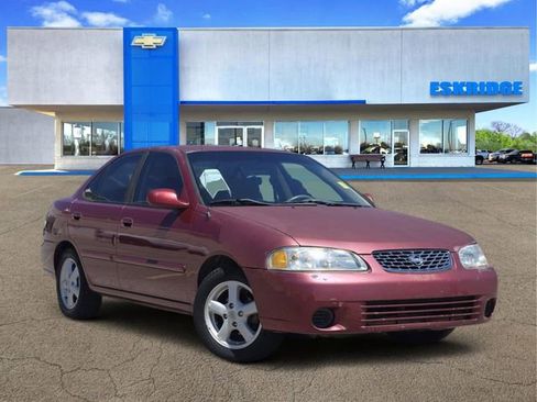 Used 2001 Nissan Sentra GXE FWD image 1