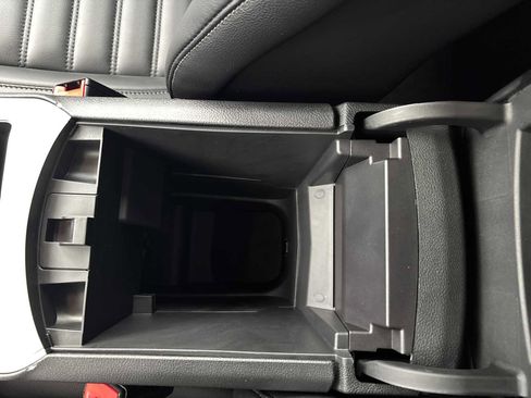 Used 2024 Ford Edge SEL w/ Convenience Package image 33