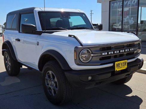 Used 2023 Ford Bronco Big Bend image 2