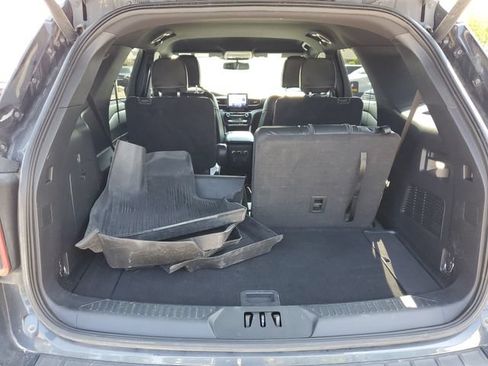 Used 2022 Ford Explorer ST AWD/4WD image 7