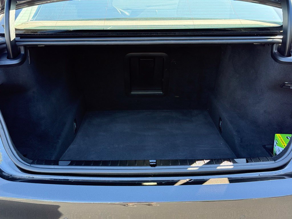 Used 2016 BMW 740i RWD image 11