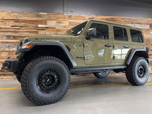 New 2026 Jeep Wrangler Unlimited Rubicon 392 w/ Quick Order Package 27X Moab AWD/4WD image 16