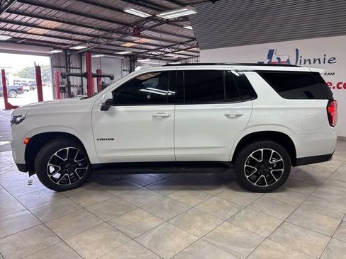 Used 2022 Chevrolet Tahoe RST w/ Sport Performance Package image 10