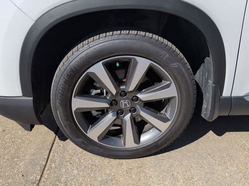 Used 2024 Honda Pilot Elite image 10