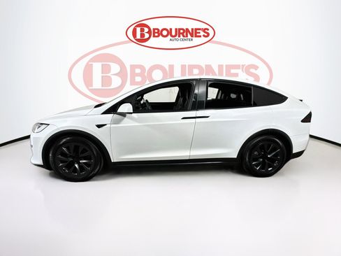 Used 2022 Tesla Model X AWD/4WD image 9
