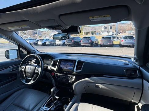 Used 2017 Honda Ridgeline RTL-E image 31