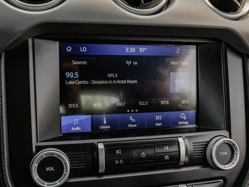 Used 2020 Ford Mustang Premium RWD image 34